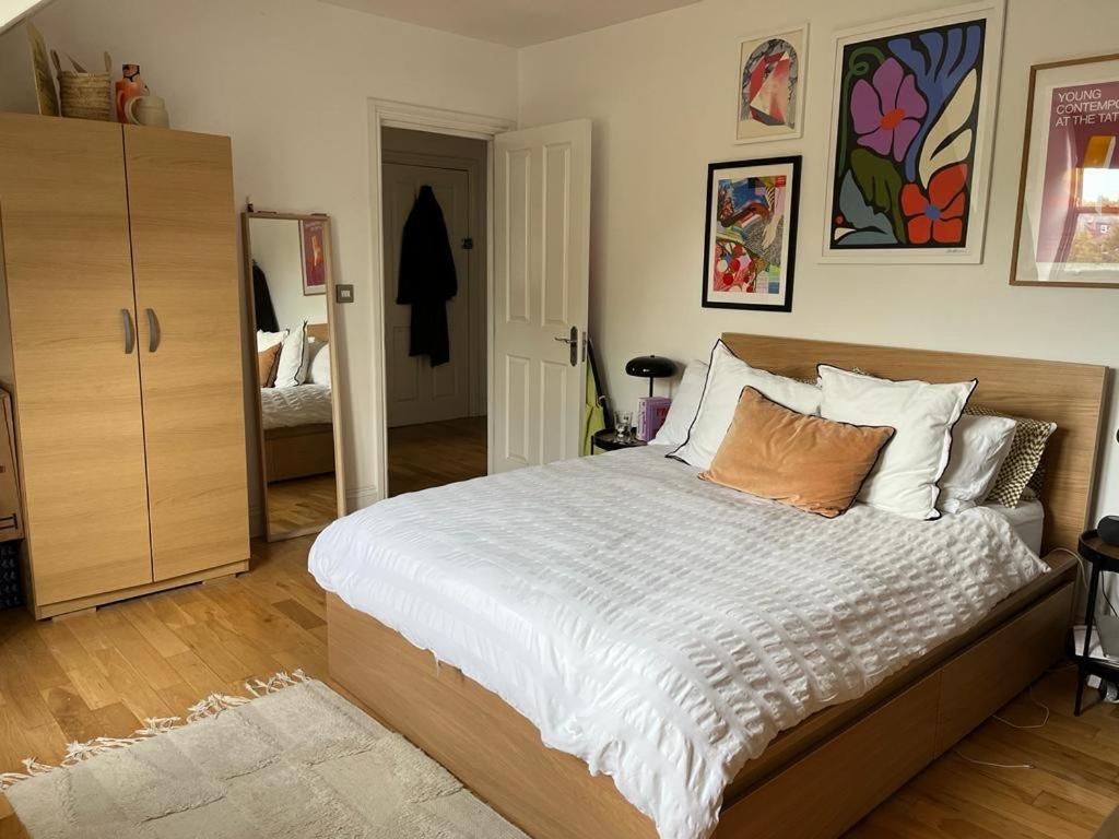 2 Bedroom Top Floor Flat, West Dulwich Free Street Parking Лондон Экстерьер фото